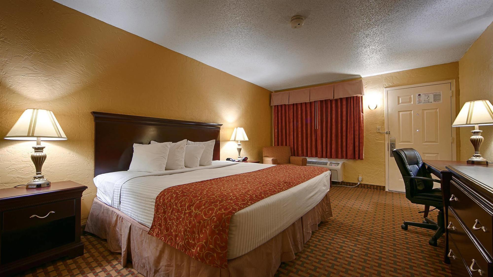 เบสต์ เวสเทิร์น อินเตอร์เนชั่นแนล ไดรฟ์ ออร์ลันโด Hotel Williamsburg ภายนอก รูปภาพ